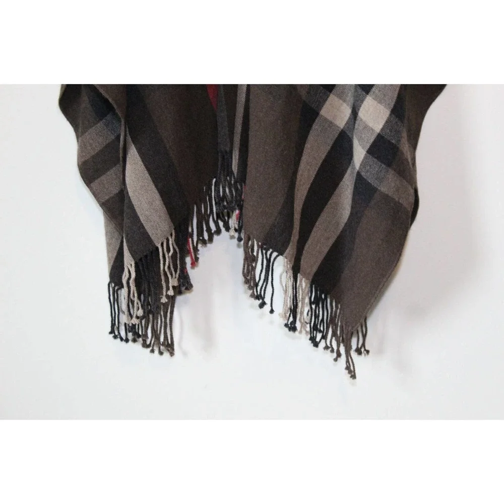 Mer Sea Classic Travel Wrap Plaid Fringe Poncho Brown MerSea One Size OS H14279 - Picture 2 of 10